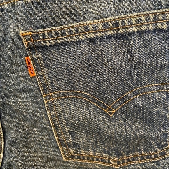 LEVI’S Women Blue Buttoned Front Orange Tab Jean Shorts Size 26 - Picture 7 of 10